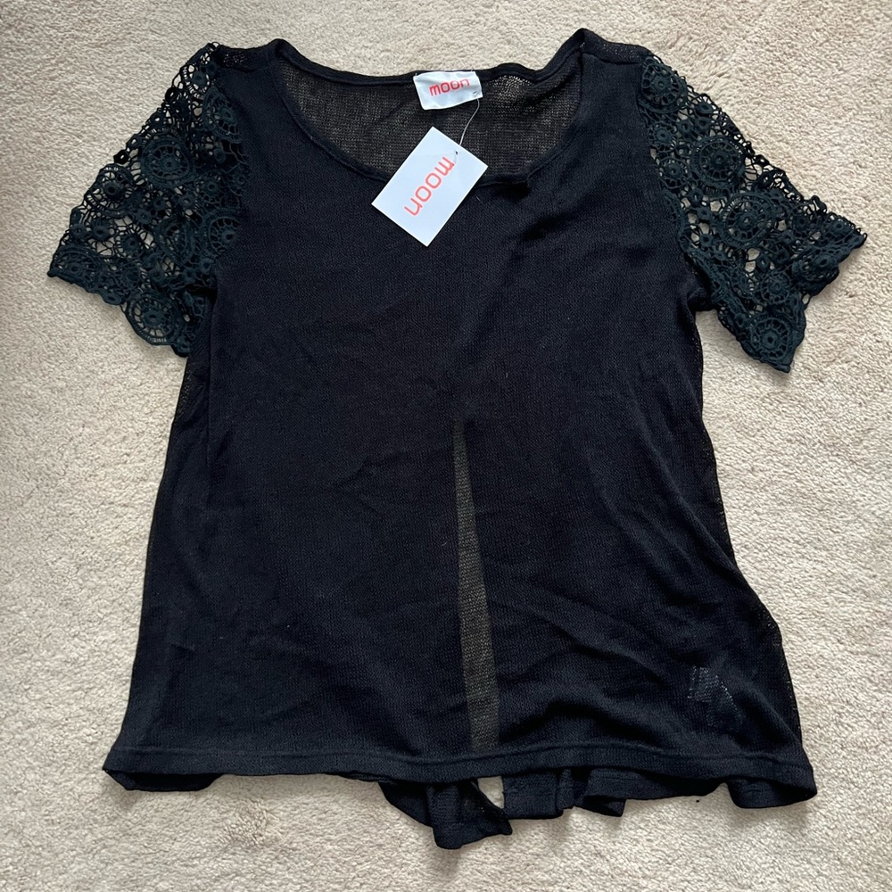New Moon lace top shirt short crochet mesh split tie back black medium